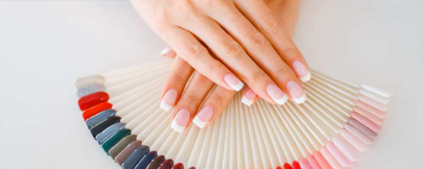 Pose d'ongles